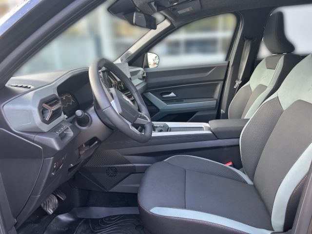 Fahrzeugabbildung Dacia Bigster EXTREME HYBRID 155 El. Panodach Navi Dig