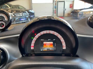 Smart ForFour  66kW *TÜV-0427*KLIMA*TEMPOMAT*NAVI*