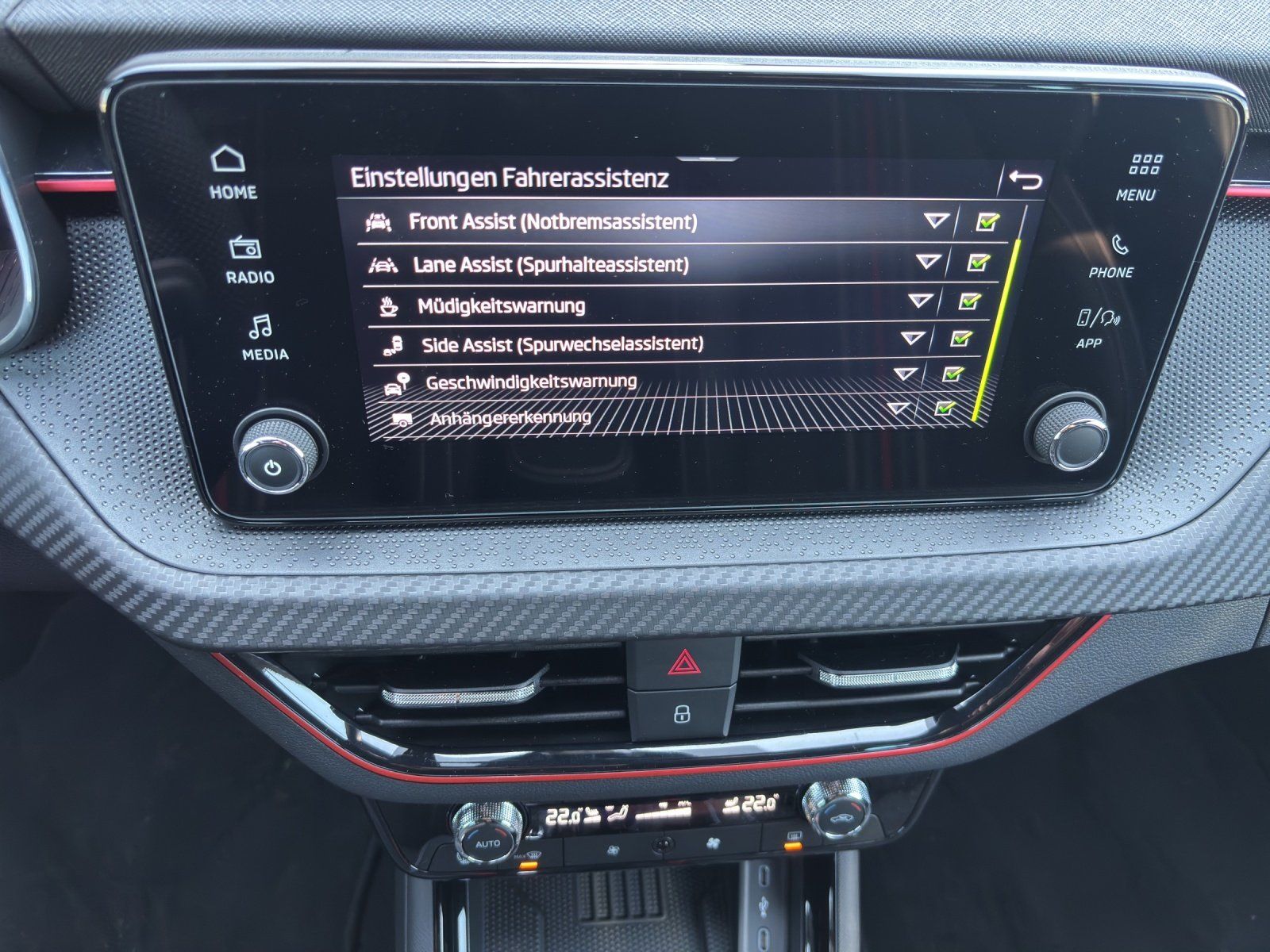 Fahrzeugabbildung SKODA Kamiq Monte Carlo 1,0TSI85kW DSG/AHK/MATRIX/ACC