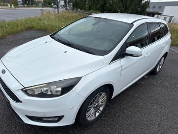 Ford Focus - 1