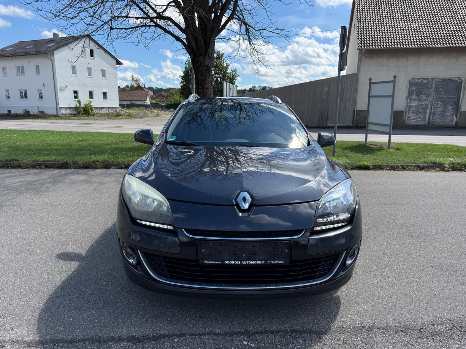 Renault Megane 2012 — photo 12