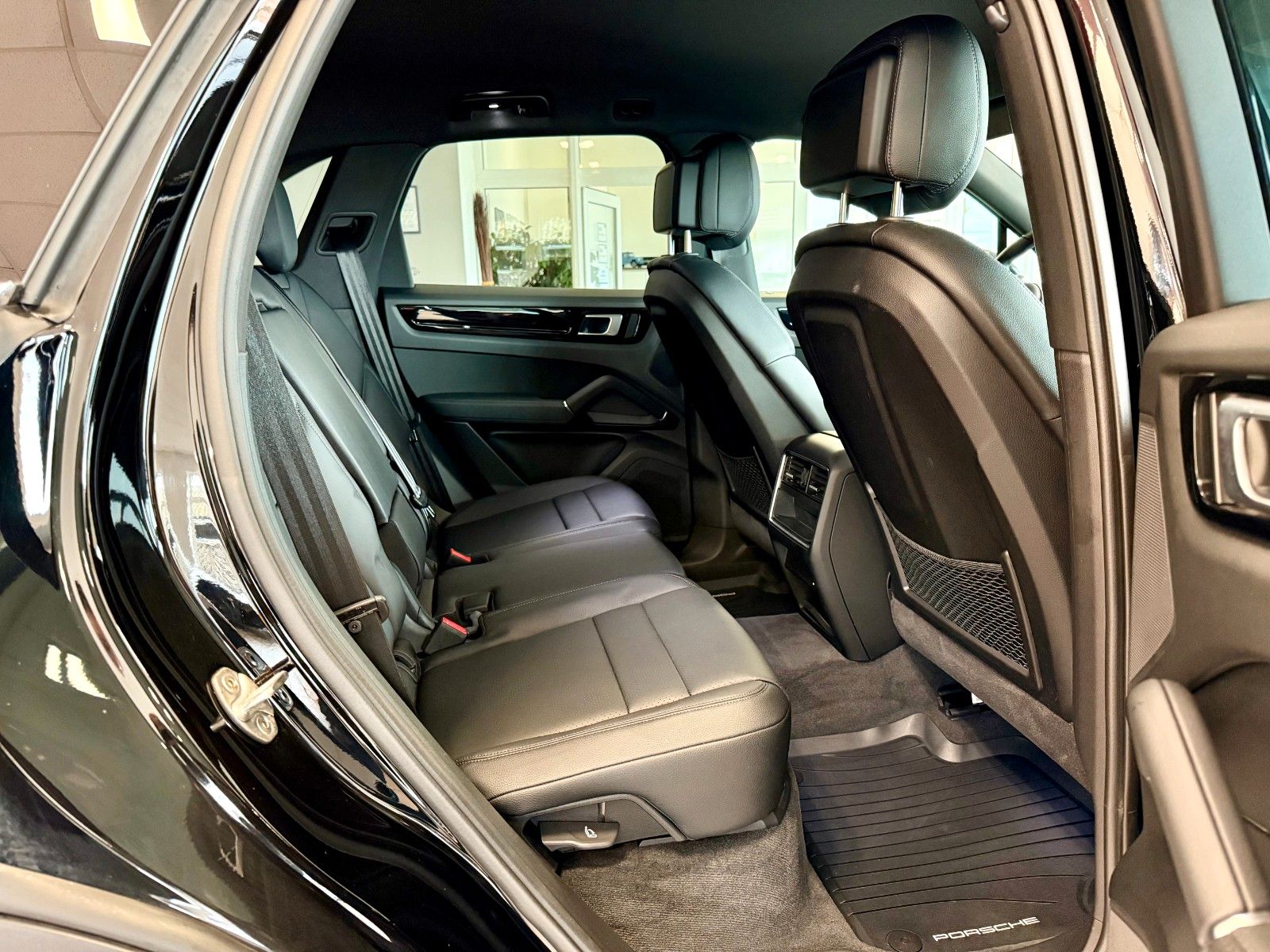 Fahrzeugabbildung Porsche Cayenne V6 Anhängerkupplung