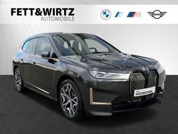 BMW Leasing Angebot: BMW iX xDrive40 Lr. 589,- br. o.Anz. 45Mon/5`Km p.A.