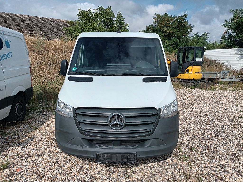 Image of Mercedes-Benz Sprinter