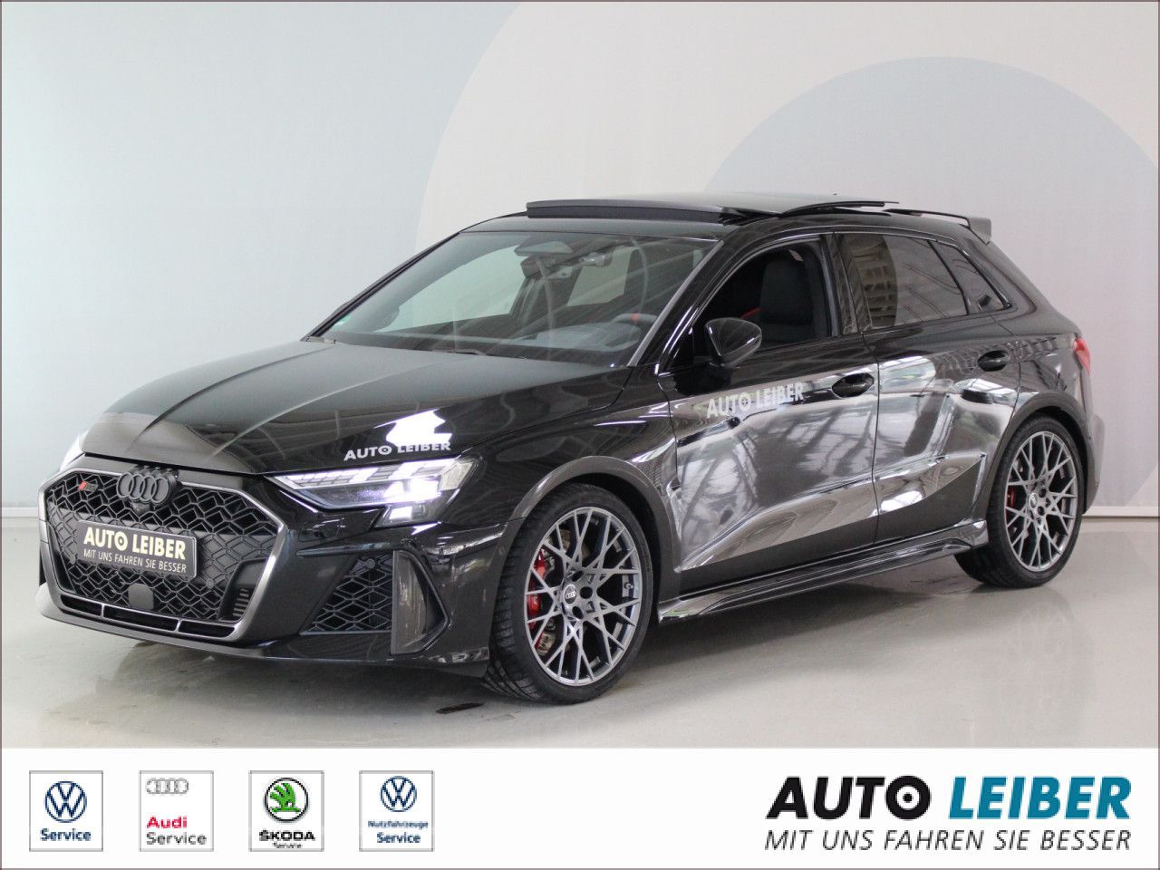 Fahrzeugabbildung Audi RS3 TFSI Sportback quattro