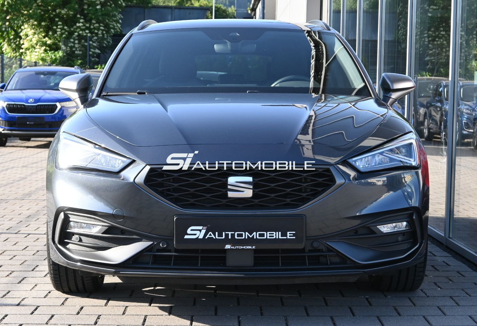 Fahrzeugabbildung SEAT Leon 2.0 TDI FR DSG Sportstourer °AHK°STANDHEIZ°