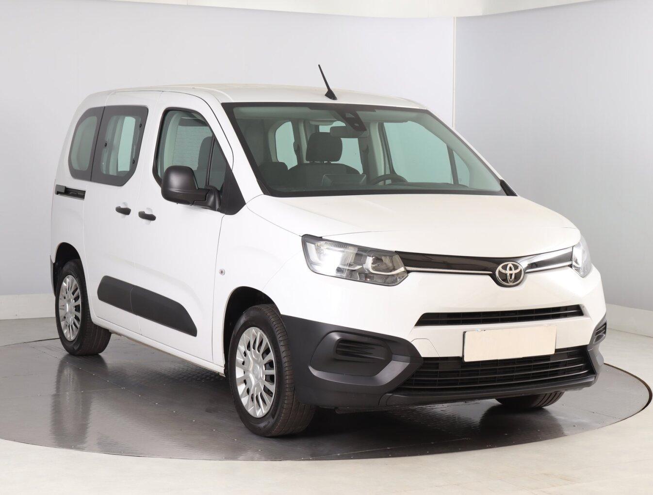 Toyota ProAce City Verso 1.5 D-4D 2024 , 1.Hand,