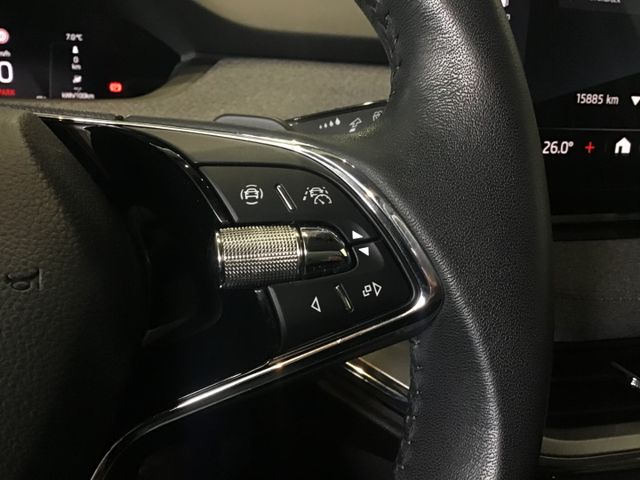 Fahrzeugabbildung Skoda Enyaq 60 Wärmepumpe/Navi/SHZ/Kamera/ACC/Keyless