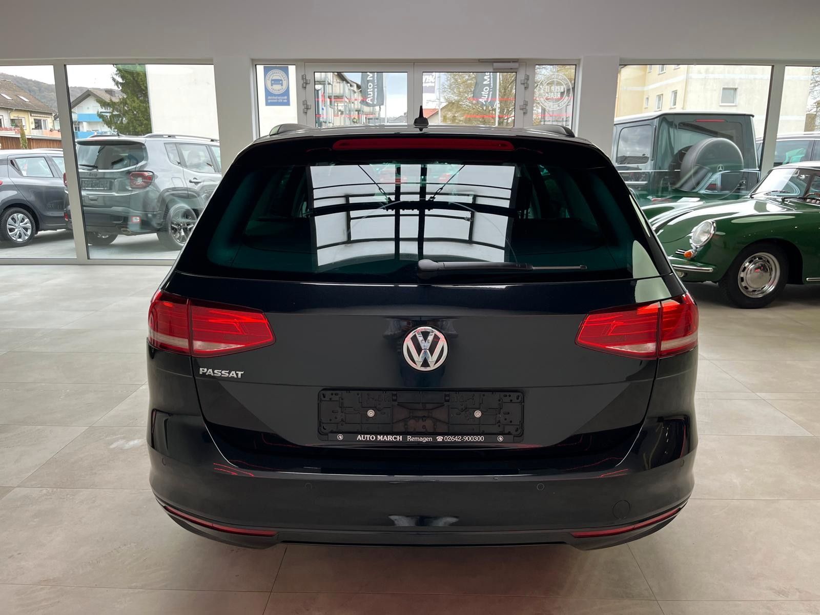 Fahrzeugabbildung Volkswagen Passat Variant 1.5 TSI DSG Comfortline *AHK*ACC*