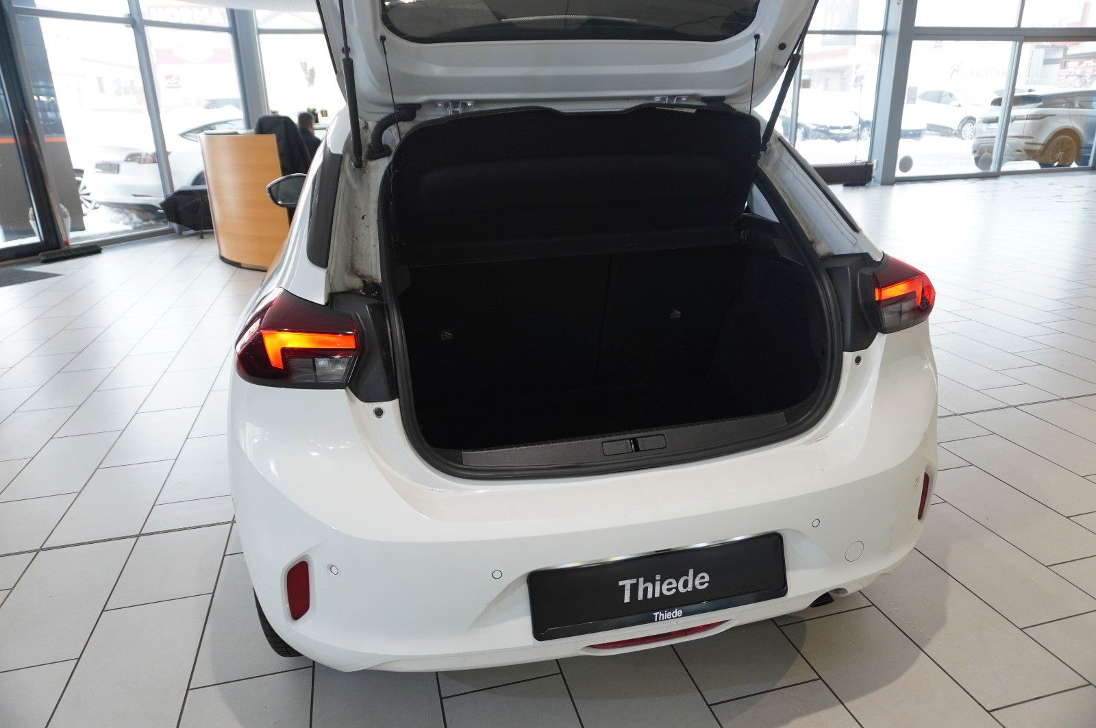 Fahrzeugabbildung Opel Corsa F 1.2T ELEGANCE NAVI/LED/KAMERA/SPORT/VIRT