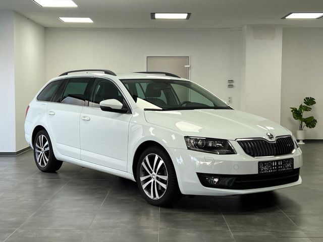 Skoda Octavia Combi Style/NAV/KAM/BI-XEN/CARPL/T-LEDER