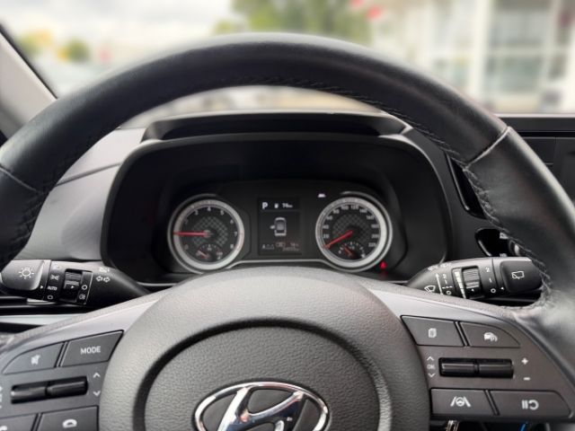 Fahrzeugabbildung Hyundai i20 1.0 T-Gdi DCT Select +KLIMA+PDC+RADIO+DAB+UV