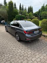 BMW 330i Luxury Line Automatic Luxury Line - BMW 330 mit Benzin-Antrieb: Limousine, Automatik