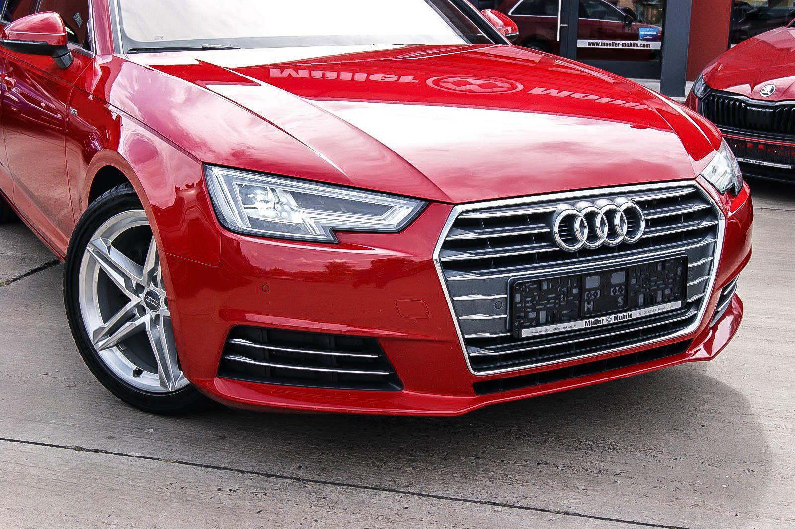 Fahrzeugabbildung Audi A4 Avant 20 TDI S-Line SPORT PANORAMA KAMERA DSP