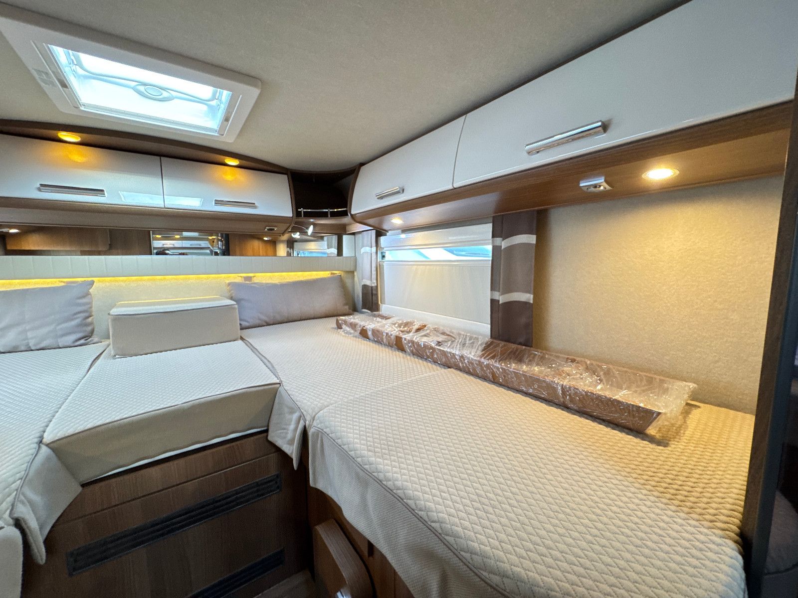 Fahrzeugabbildung Carthago C-Tourer T 148 LE H SOLAR TV SAT HUBBETT KAMERA