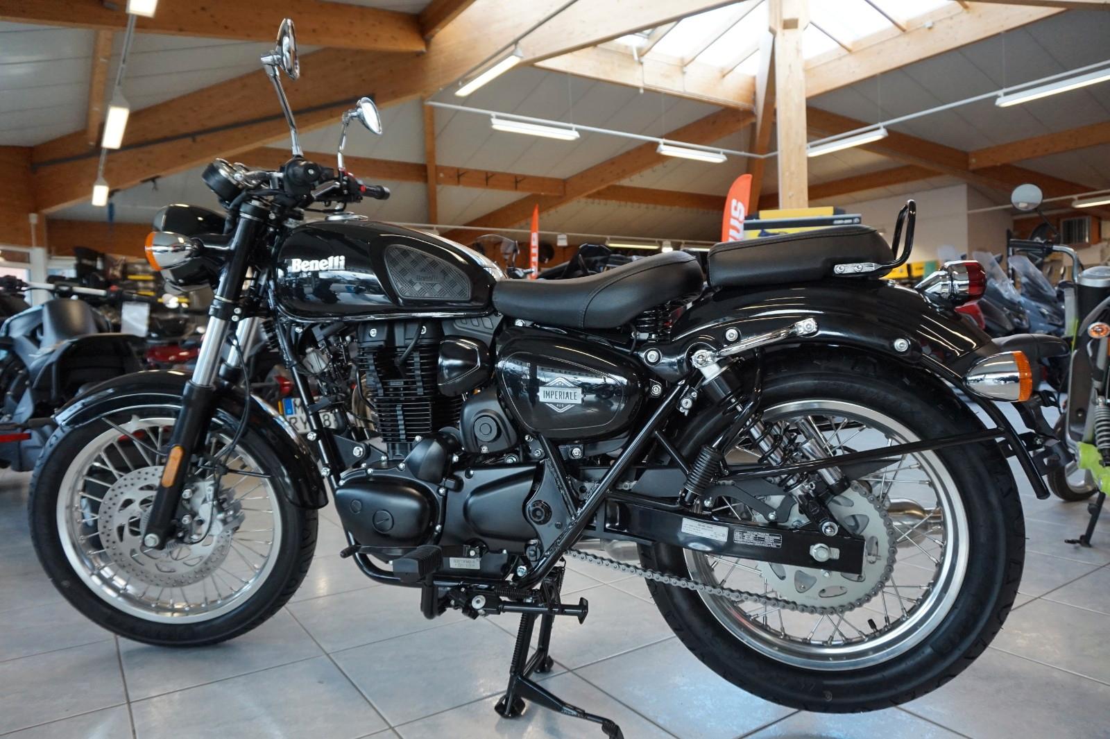 Benelli IMPERIALE 400, Neu, Retro-Stil, black