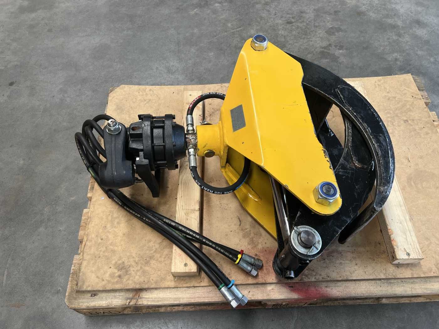 Fahrzeugabbildung Andere DORN-TEC TopGrip M Holzzange Holzgreifer Rotator