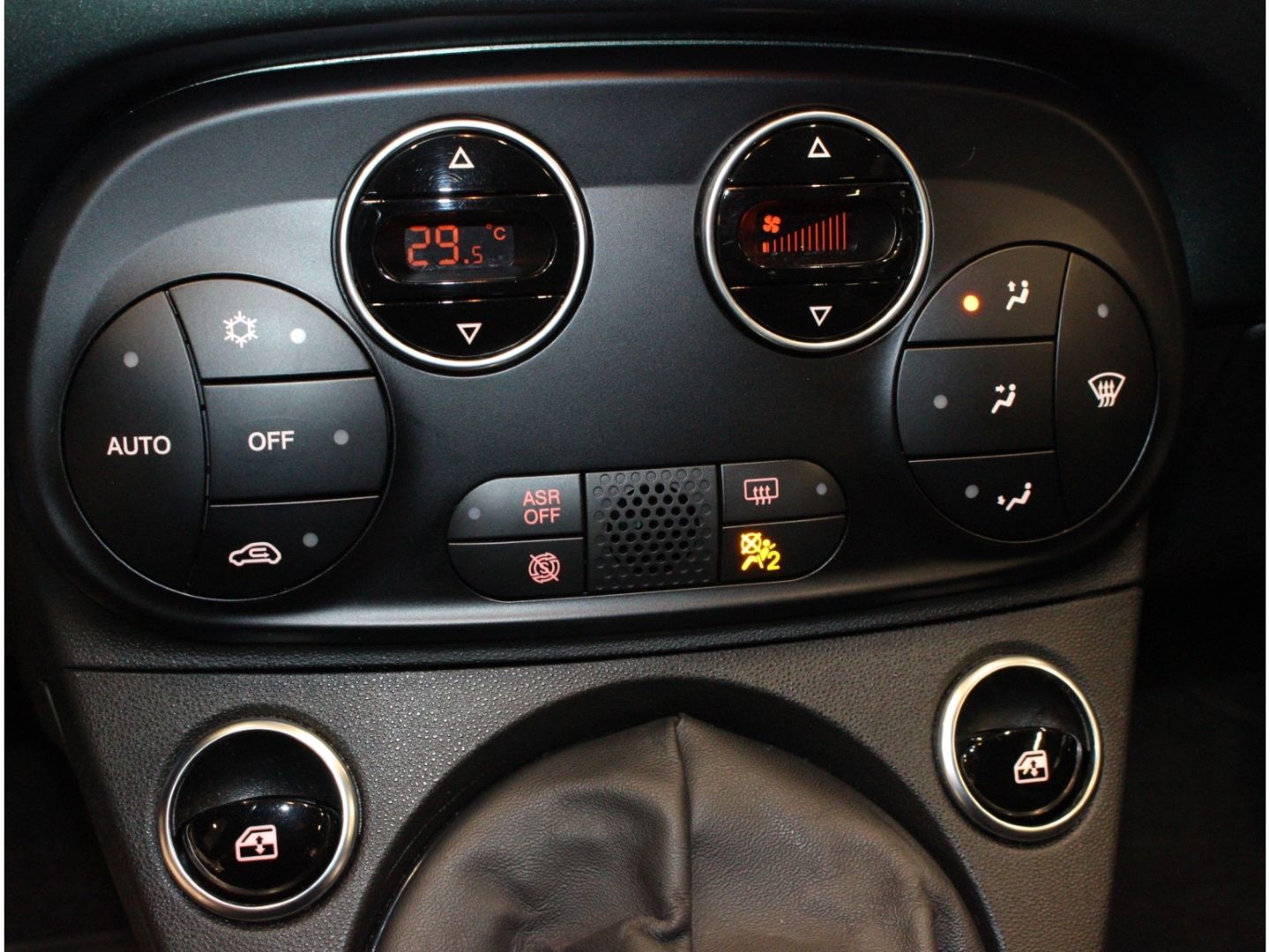 Fahrzeugabbildung Fiat 500 RockStar 1.0 Mild Hybrid EU6d *Sport Paket