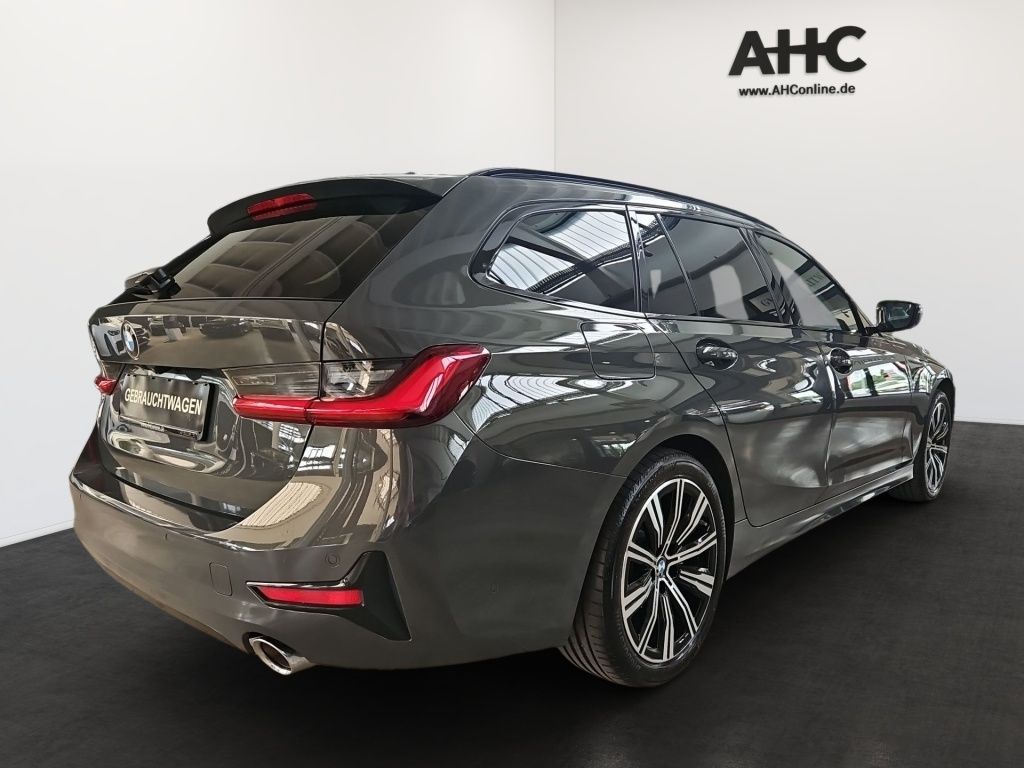 Fahrzeugabbildung BMW 318 i Sport-Line AHK ACC Navi LED SHZ Ambie. KAM