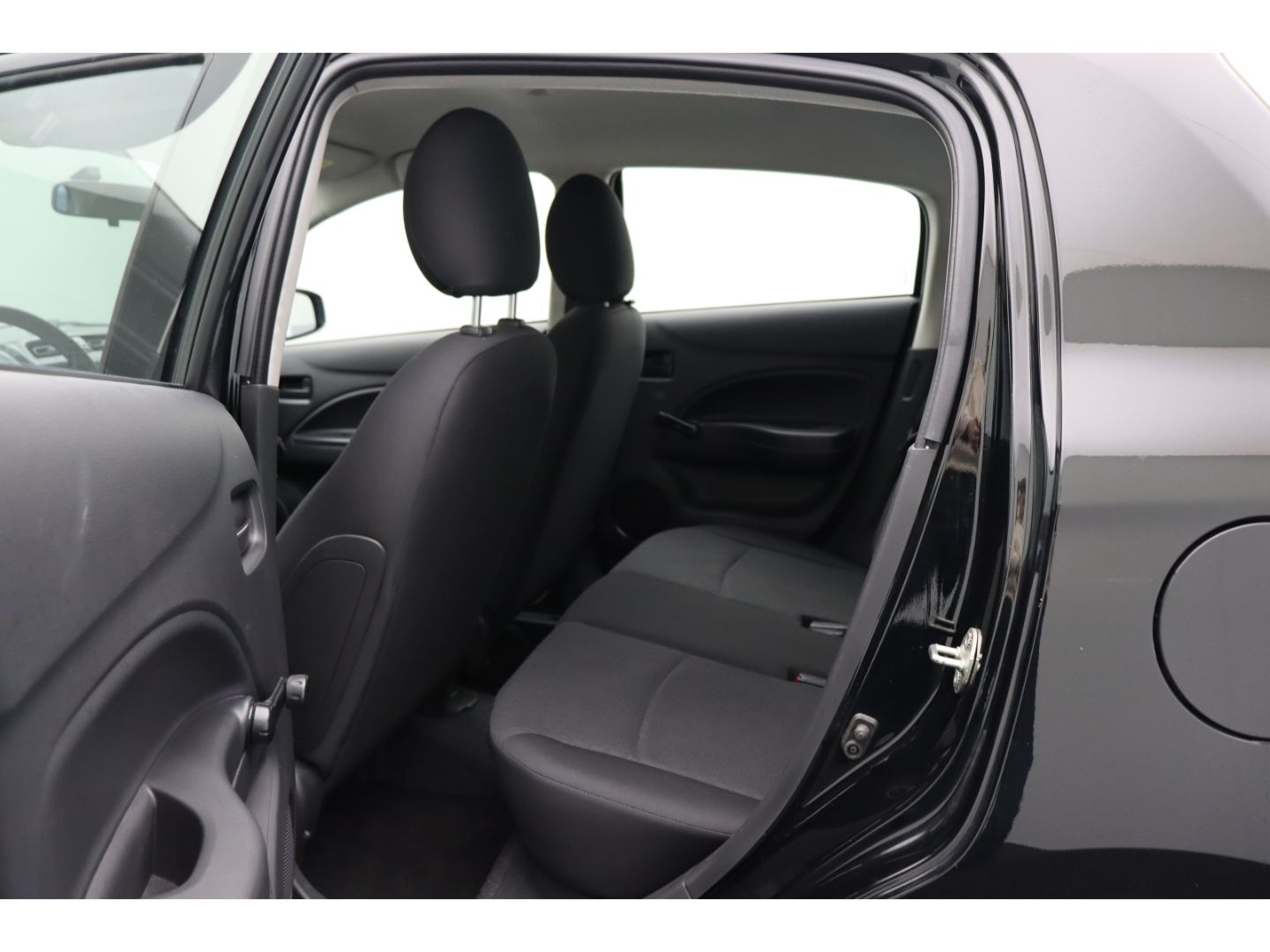 Fahrzeugabbildung Mitsubishi Space Star 1.0 Edition Klima Servo ZV mFFB