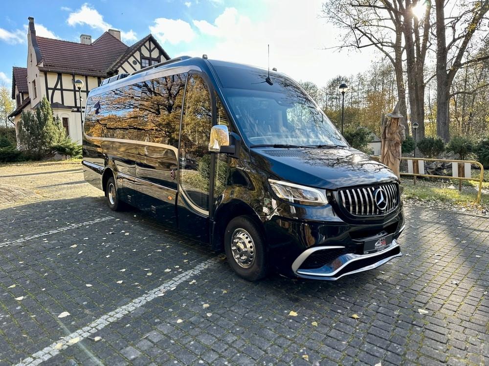 Mercedes-Benz Cuby Sprinter Tourist 519 CDI 16+1+1 | USB Ports