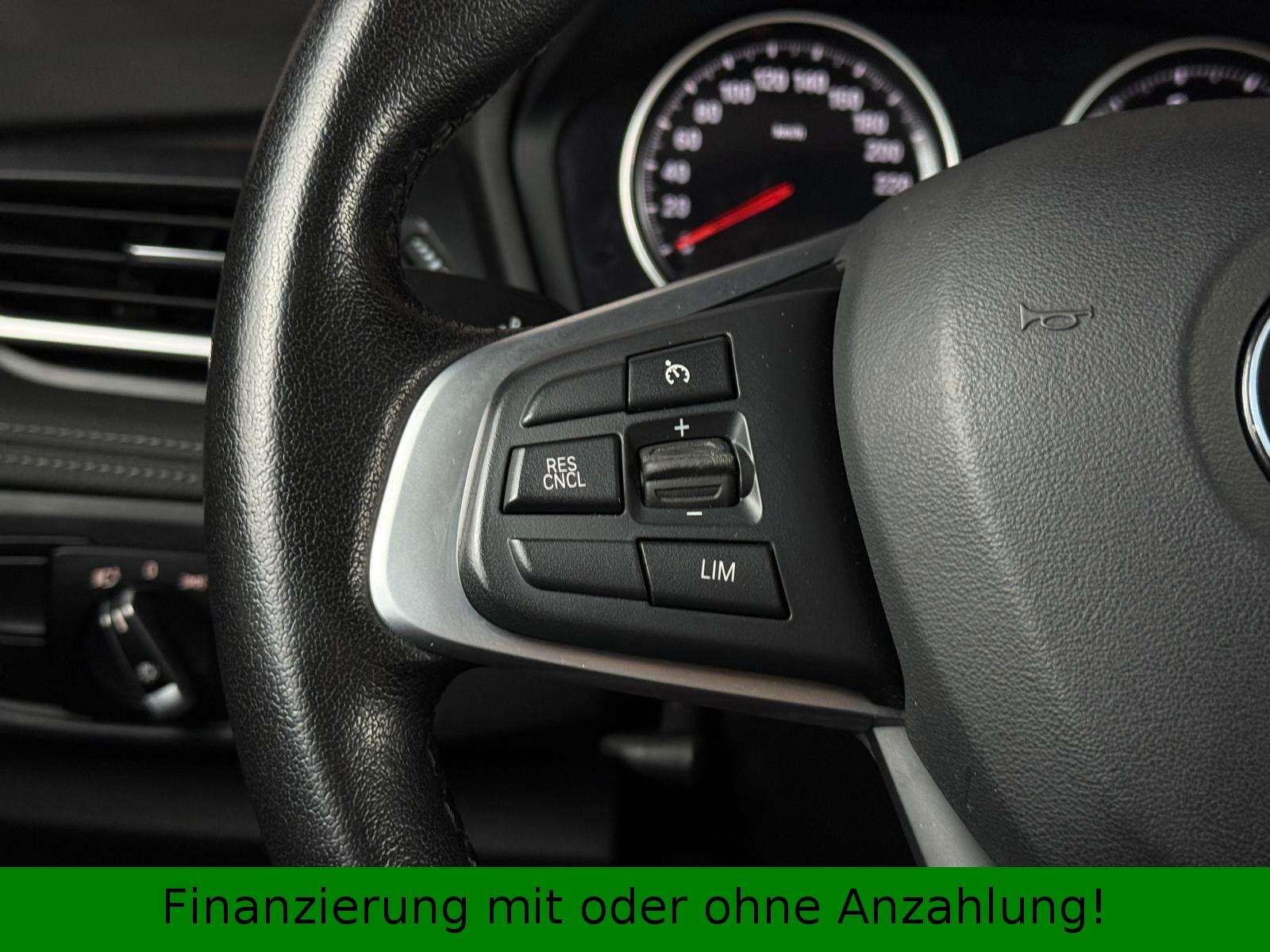 BMW 220 Gran Tourer 220i Gran Tourer*Sport Line*Autom.*LED*Nav*Leder, миниатюра 20