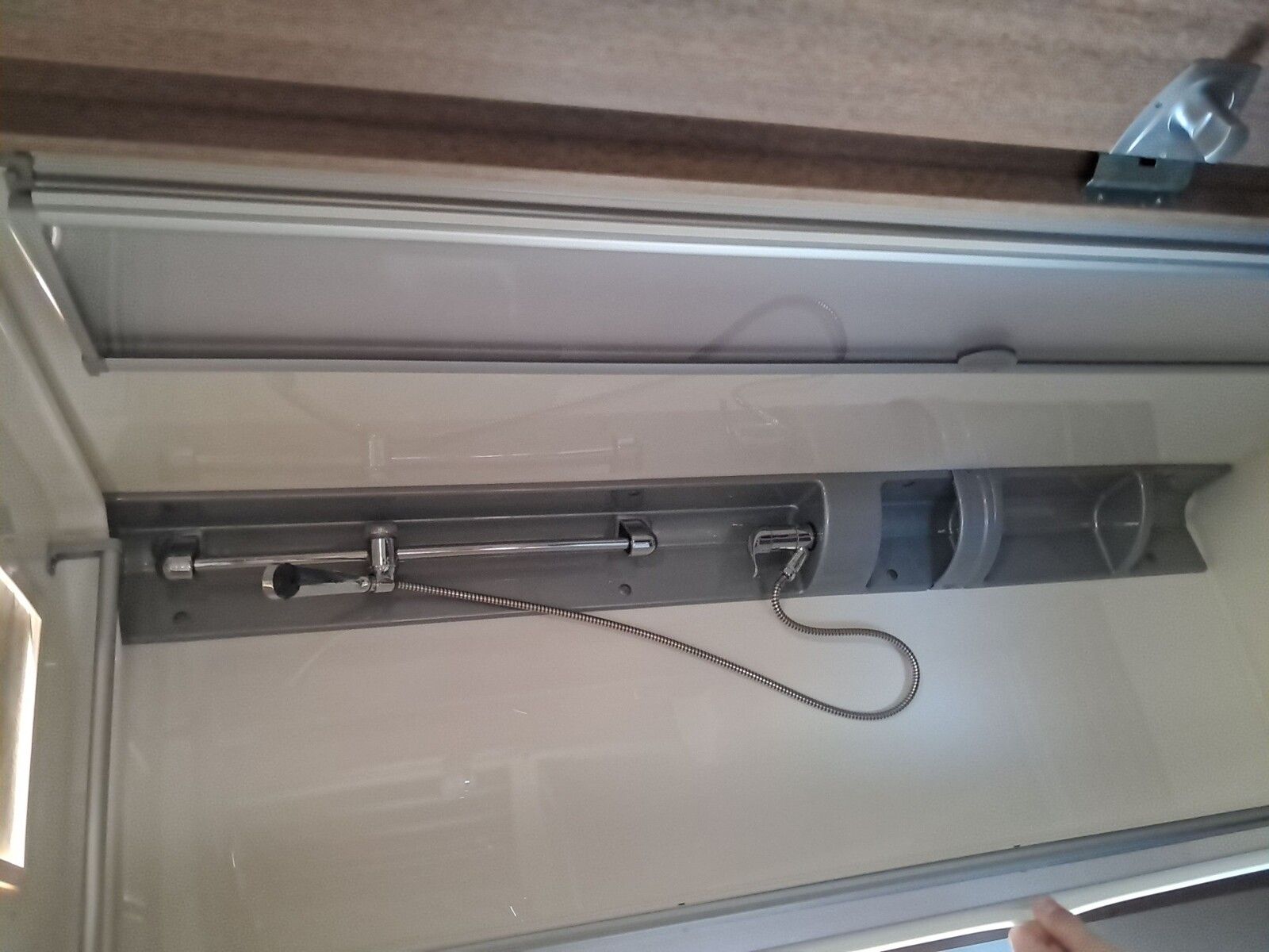 Fahrzeugabbildung Glücksmobil T 6757 Dachklima, Rückfahrkamera, Markise, TV