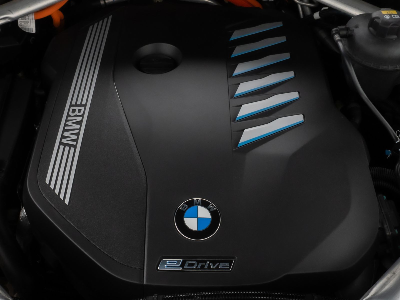Fahrzeugabbildung BMW X5 xD45e M Sport 360° HUD DAB ACC AHK 20Zoll