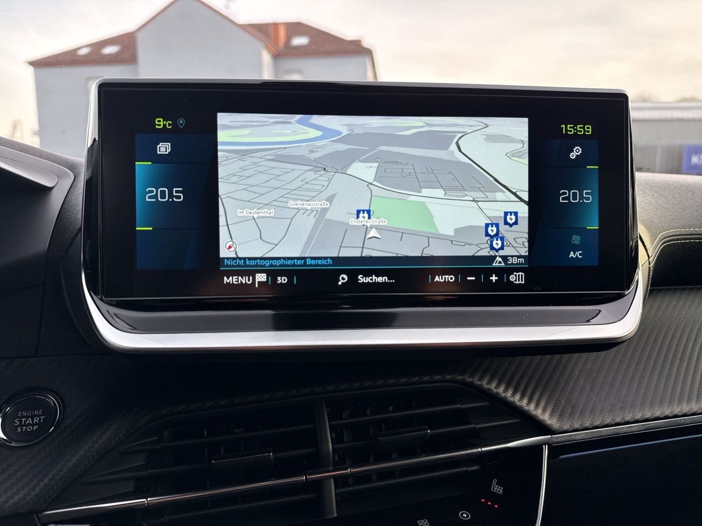 Fahrzeugabbildung Peugeot 2008 e- GT Pack El. Panodach Navi Leder Massages