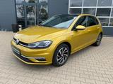 Volkswagen Golf VII 2.0TDI *LED*Panoramadach* - mit Diesel-Antrieb: Gelb, Limousine