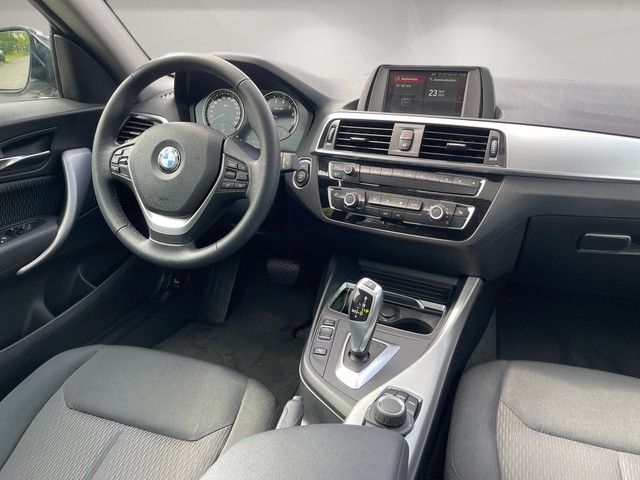 Fahrzeugabbildung BMW 118 i Steptronic Advantage PDC+SITZHZ+TEMPO+++