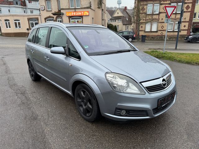 Opel Zafira B Cosmo 1.9 Diesel Automatik 7 Sitze