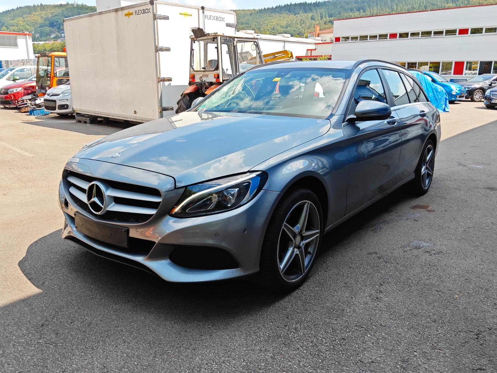 Mercedes-Benz C200 2015 — rear view