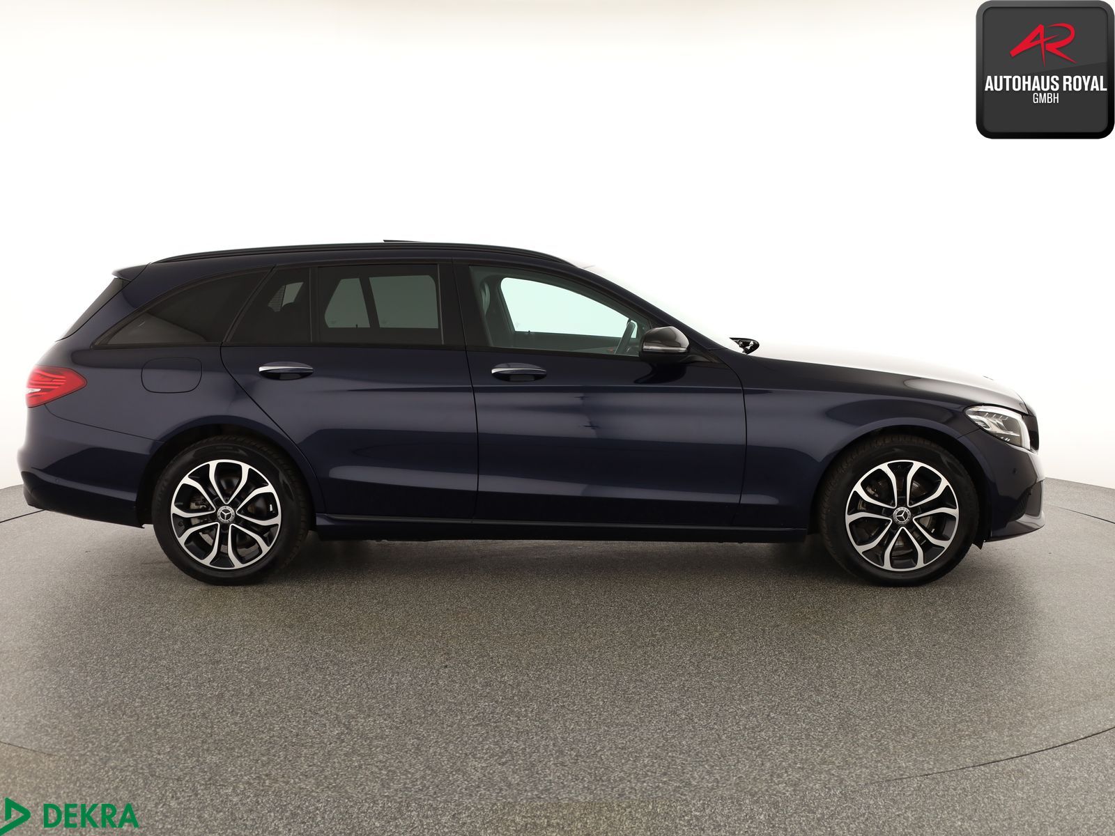 Mercedes-Benz C 220 d T Avantgarde NIGHT WIDE,PANORAMA,KEYLESS foto 6