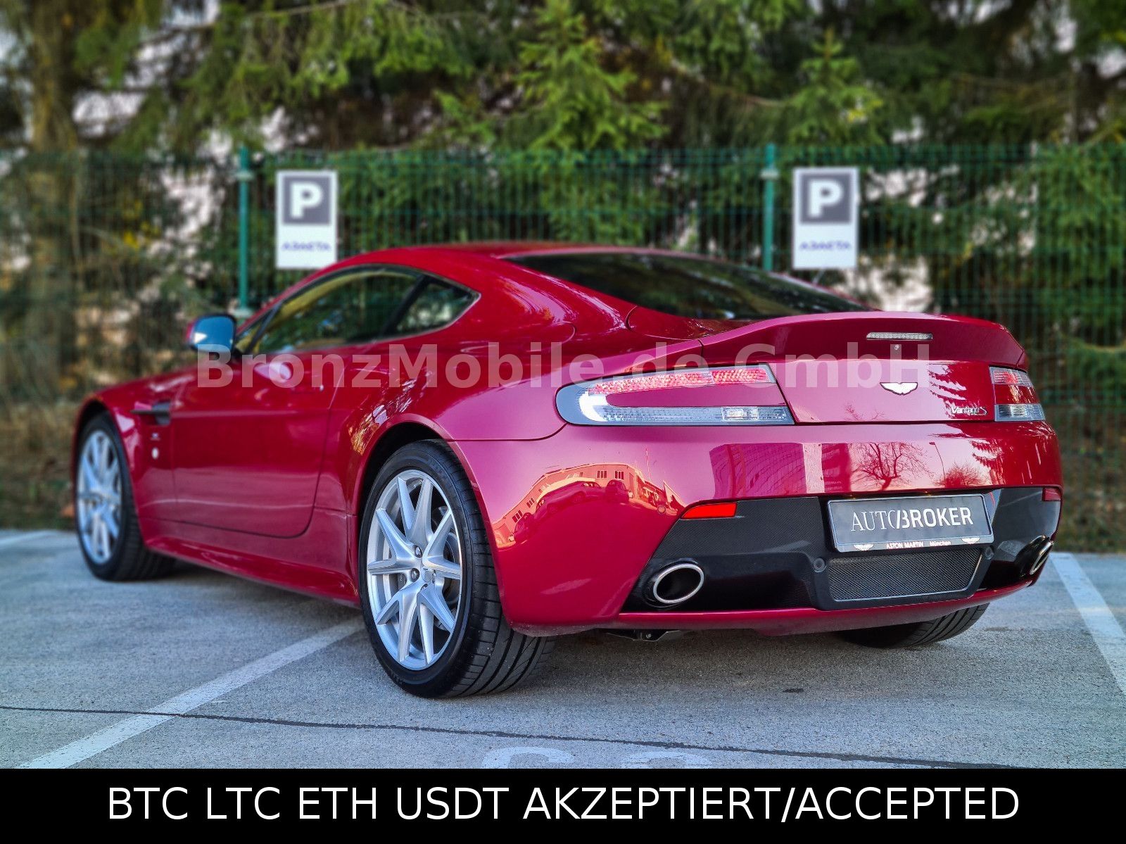 Aston Martin V8 Vantage (2012) buy