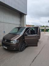 Volkswagen VW T5 Caravelle 4 Motion - Volkswagen T5 Caravelle: 4motion