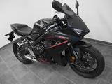 Honda CBR 650 R //A2//E-Clutch // 2025 // 1.Hand - HONDA CBR650R E CLUTCH