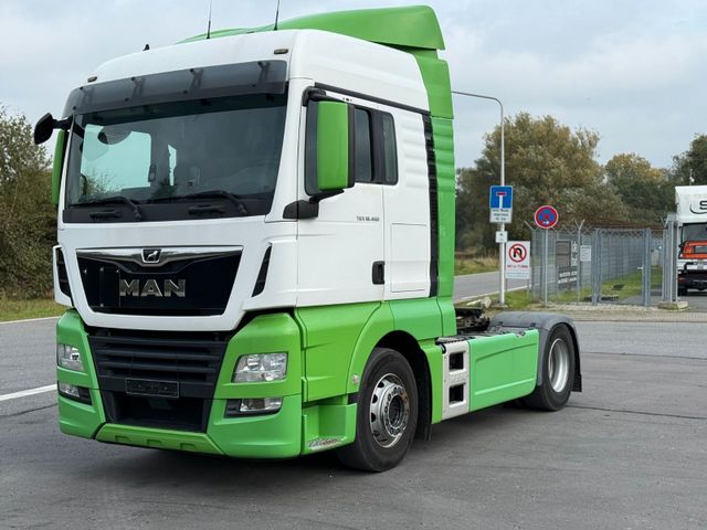 MAN TGX 18.460 4x2 Retarder 2x Tank