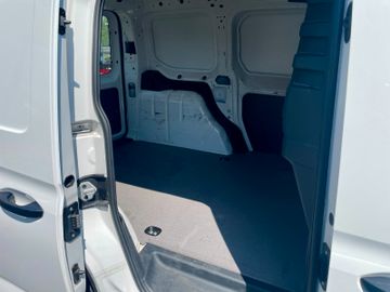 Volkswagen Caddy - 11