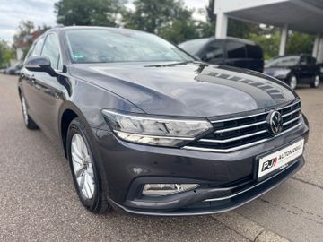 Volkswagen Passat Variant - 8