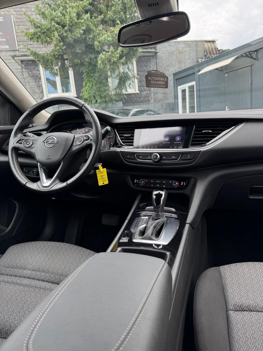Opel Insignia B ST Business Edition AUT+SHZ+BT+RK+AHK