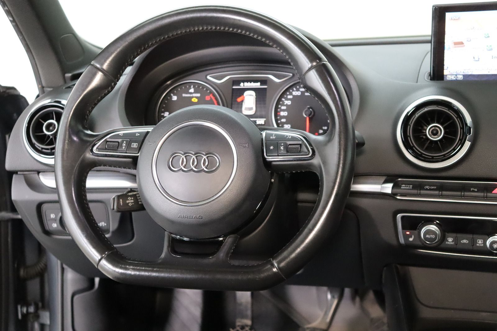 Fahrzeugabbildung Audi A3 2.0 TDI Ambition Sport * Xenon * Alcantara
