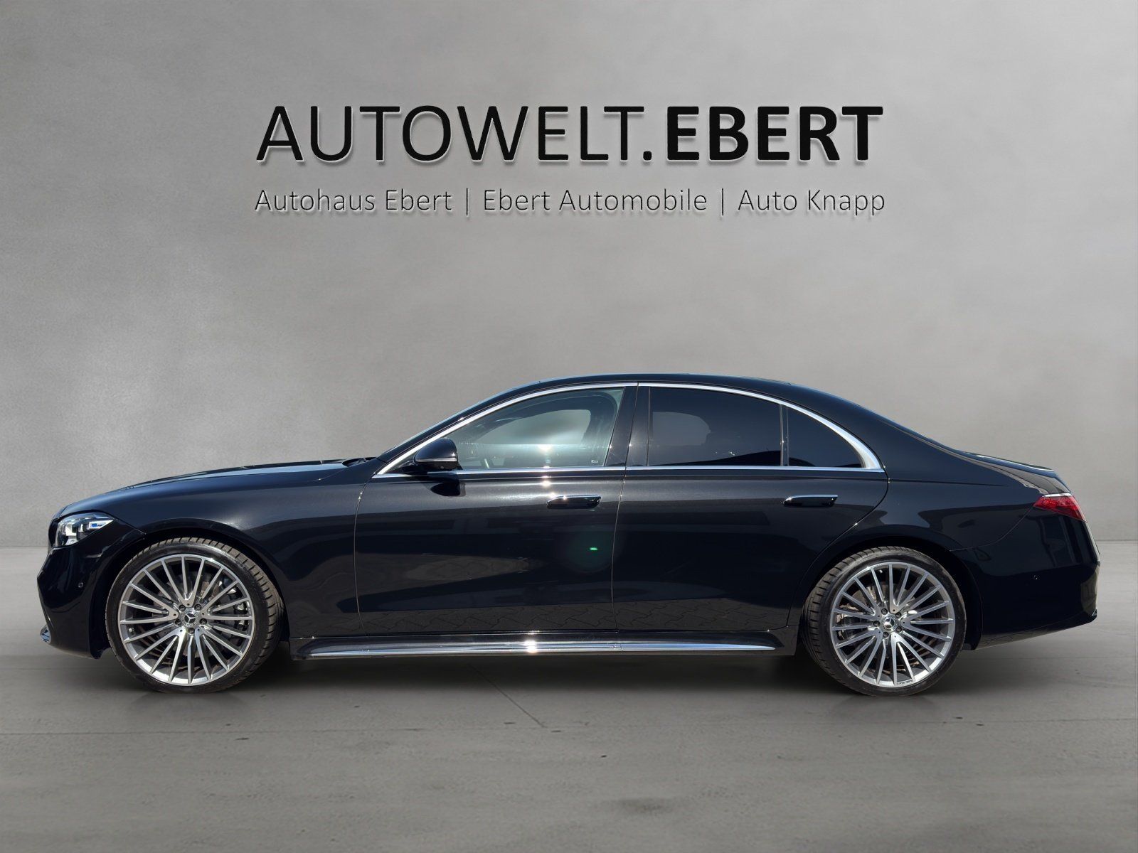 Fahrzeugabbildung Mercedes-Benz S350d AMG-LINE/PANO-DACH/BURM.-3D/DISTR./AHK/