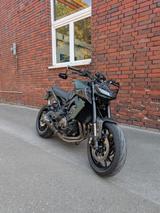 Yamaha MT 09 RN43 Grün Matt,sehr gepflegt, viele Extras - YAMAHA R4
