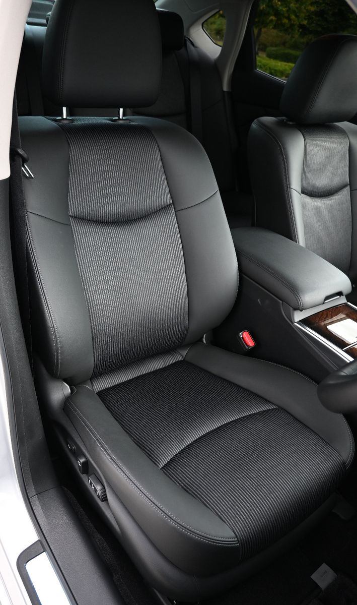 Nissan Fuga 3,7 GT Type S – Bild 18
