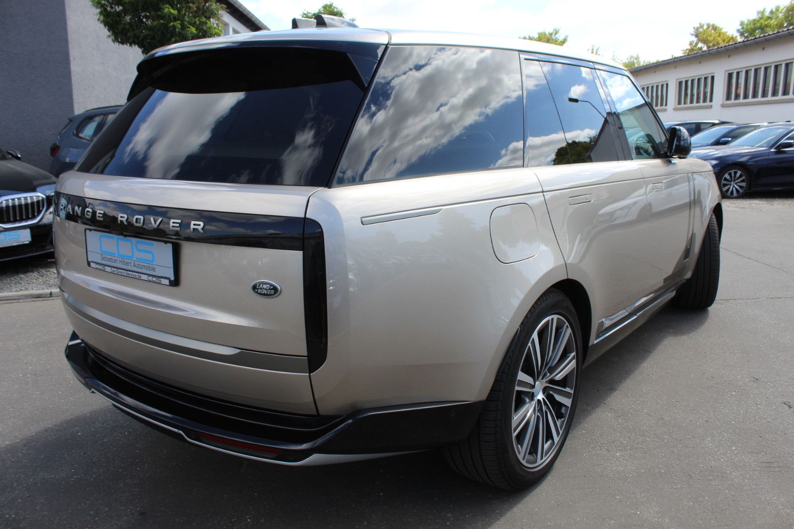 Land Rover Range Rover HSE D 300+Panoramad.+AHK+HUD+22 Zoll foto 12