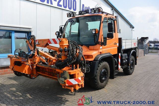 Unimog U 400 4 x 4 Mulag Teleskopausleger + Zapfwelle