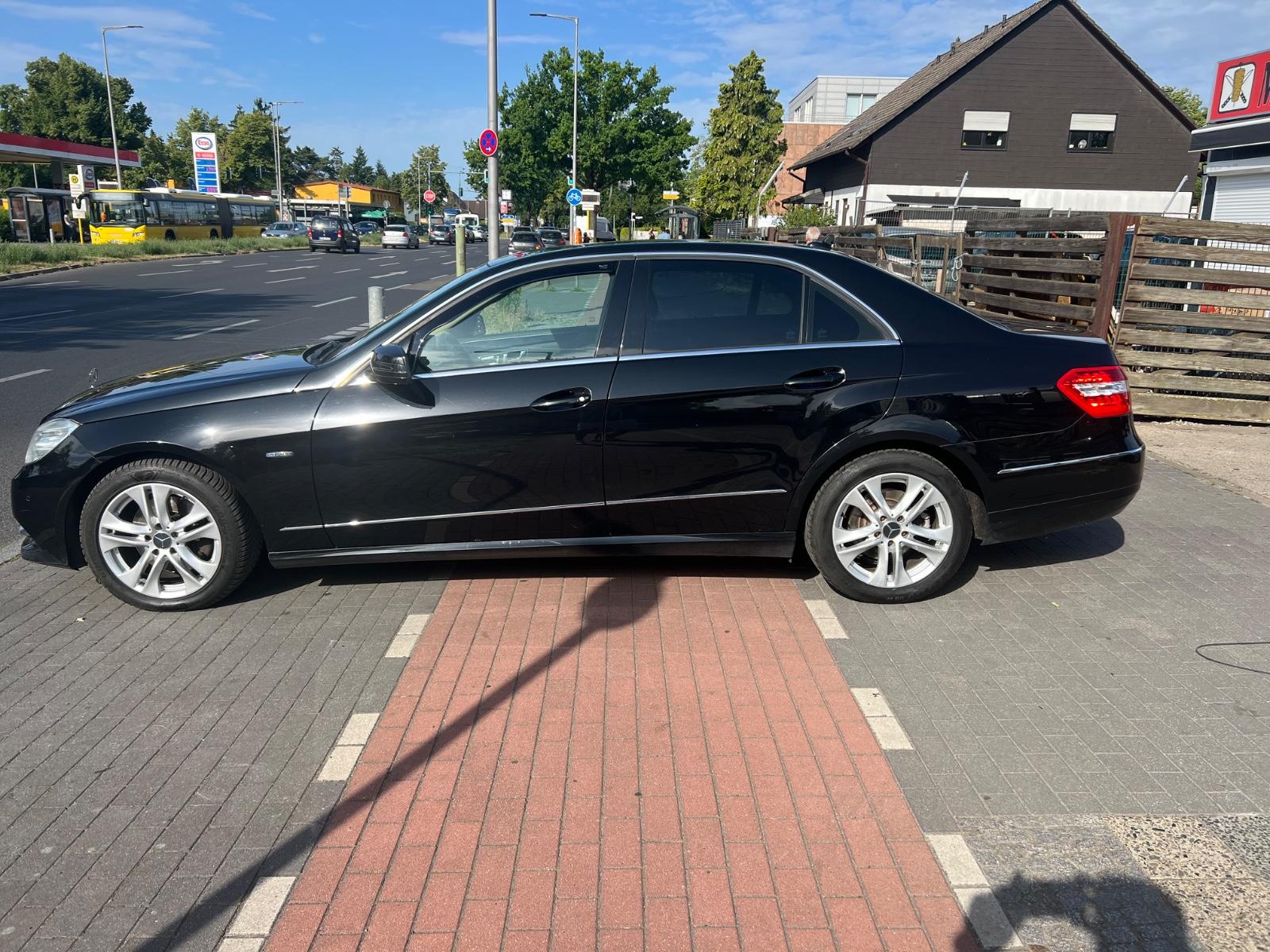 Mercedes-Benz E 350 E -Klasse Lim. E 350 CDI 4Matic,Vollausst.
