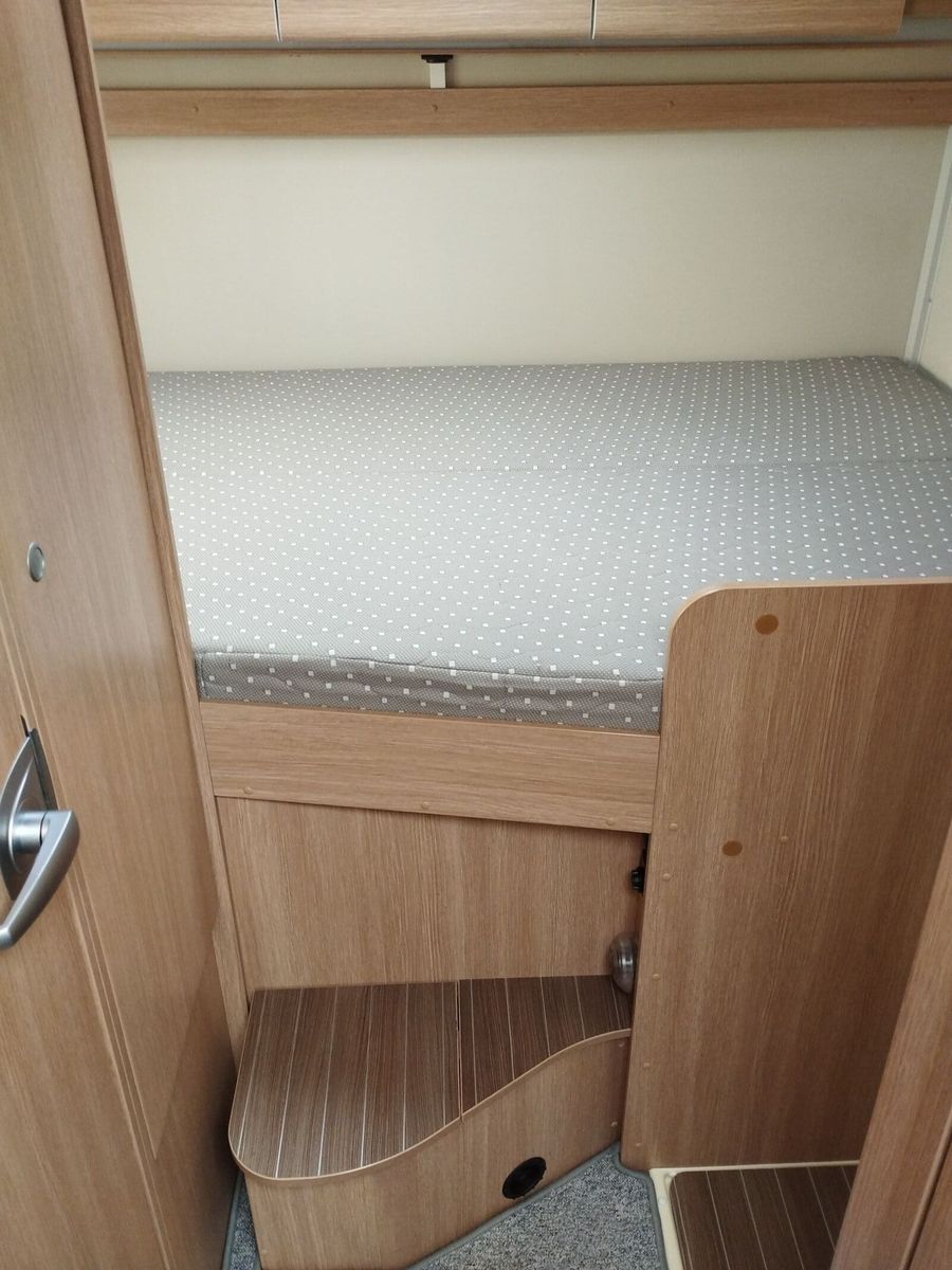 Fahrzeugabbildung Sunlight T 65 SAT,Markise,Fahrradträger,TV,Navi