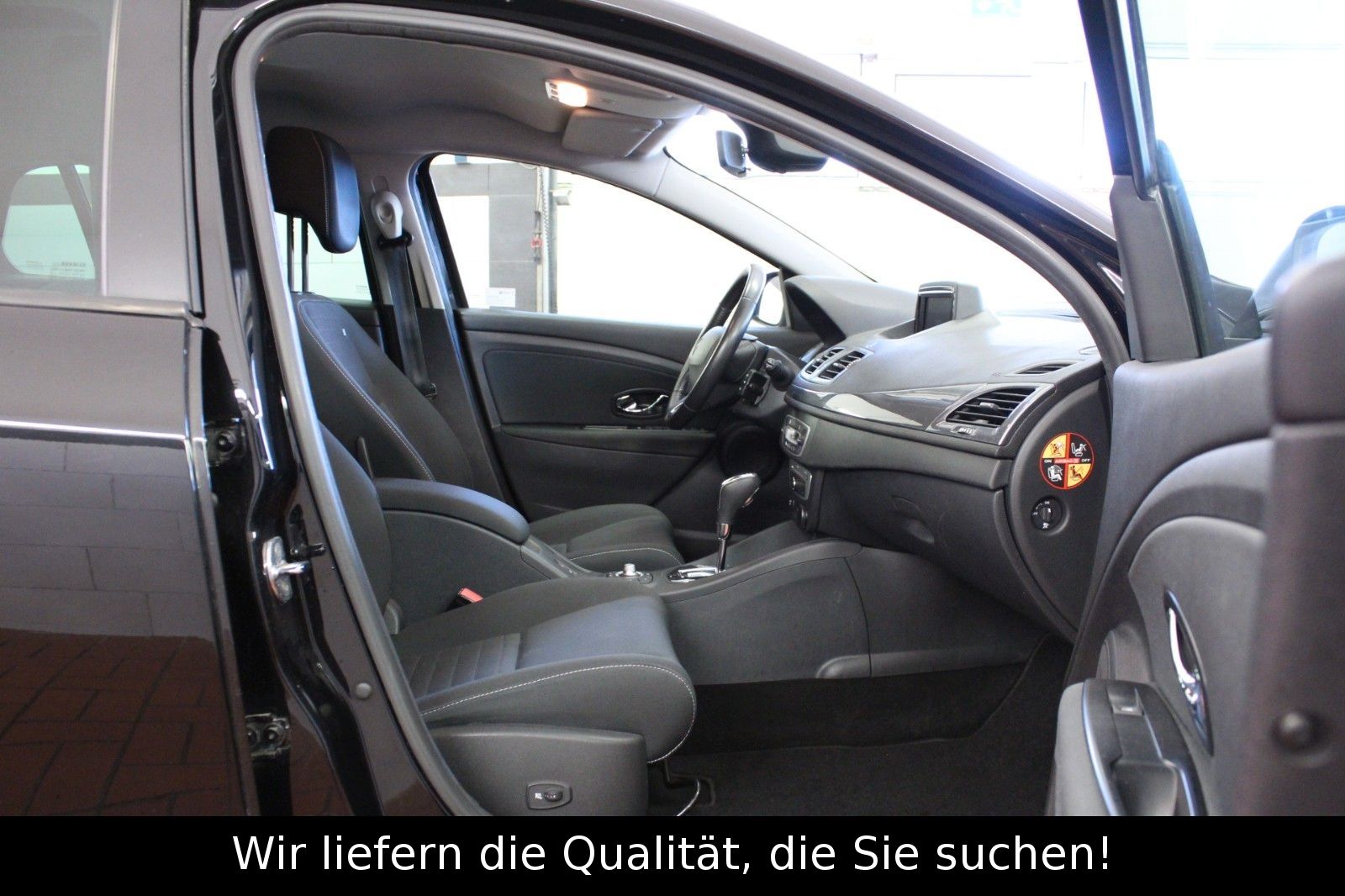 Fahrzeugabbildung Renault Megane Grandtour LIMITED dCi 110 EDC Eco2*AHK*